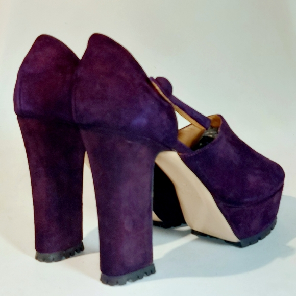 RED Valentino eggplant suede mary-jane platform pumps, EU41/10, new w/ flaws - Picture 4 of 15